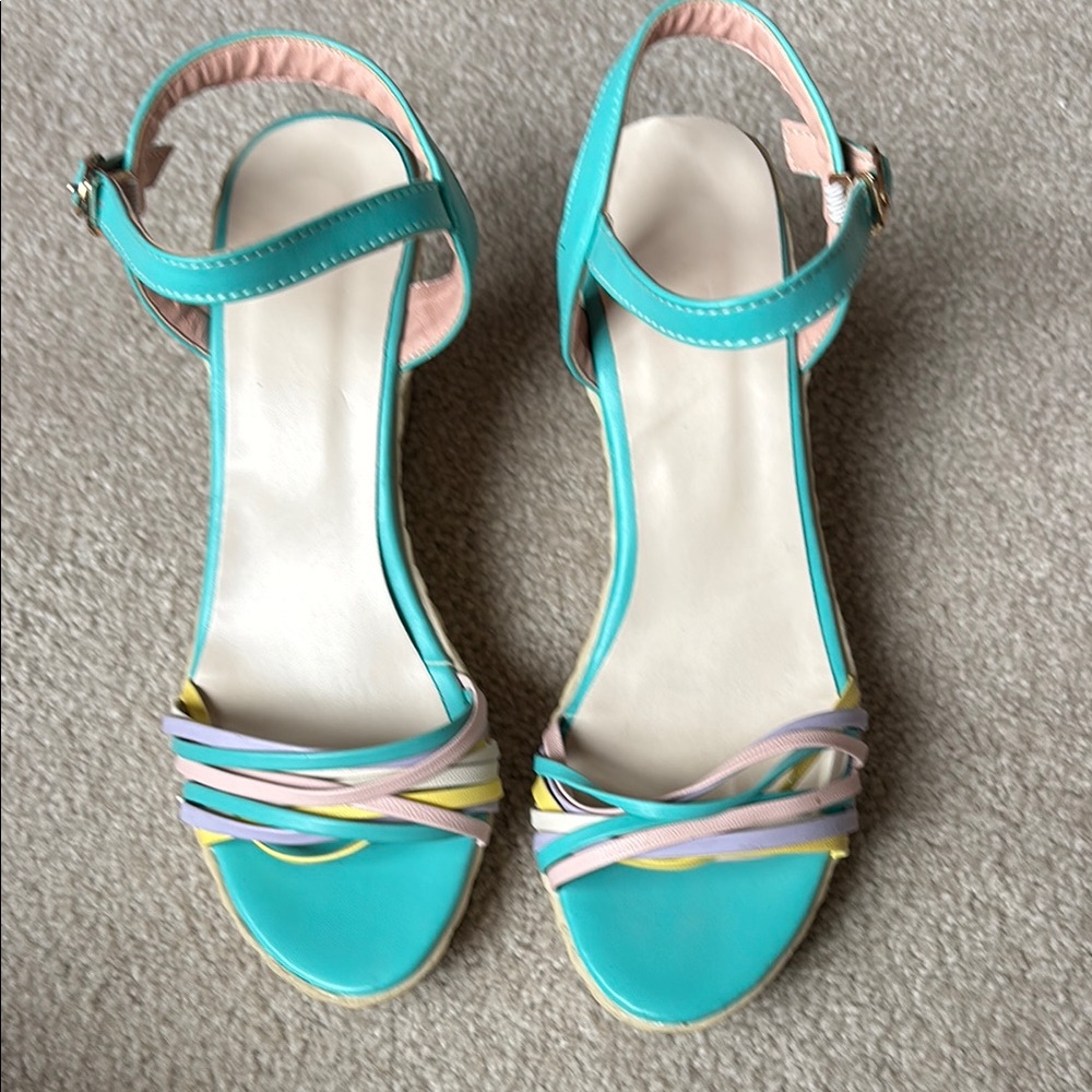 Stylish Turquoise Strappy Sandals